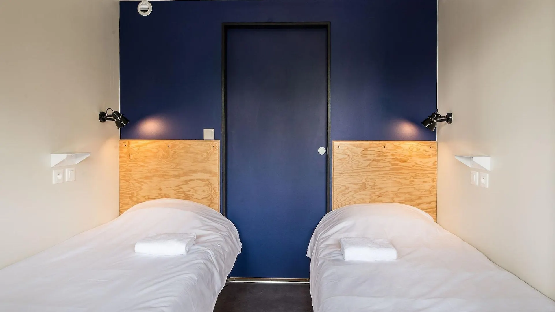 Eklo Hotels Lille 0*,  Frankrike